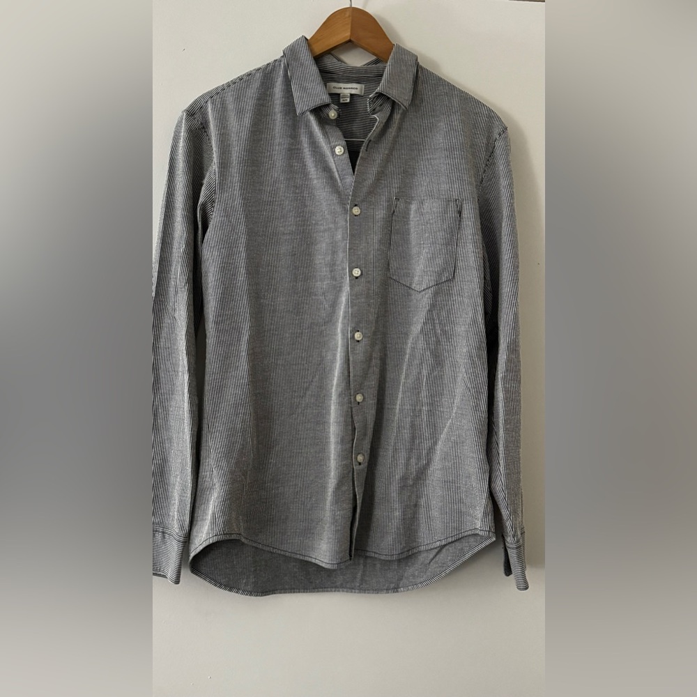 Club Monaco shirt M